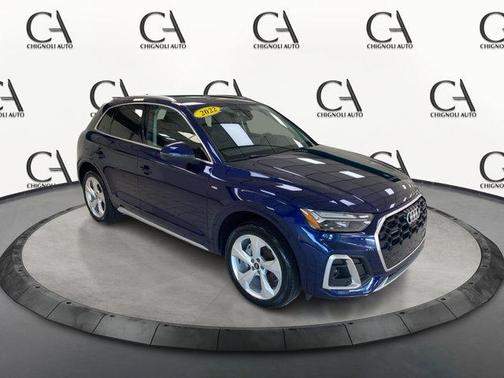 2022 Audi Q5 45 S line Premium Plus