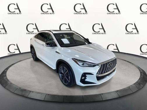 2025 INFINITI QX55 LUXE