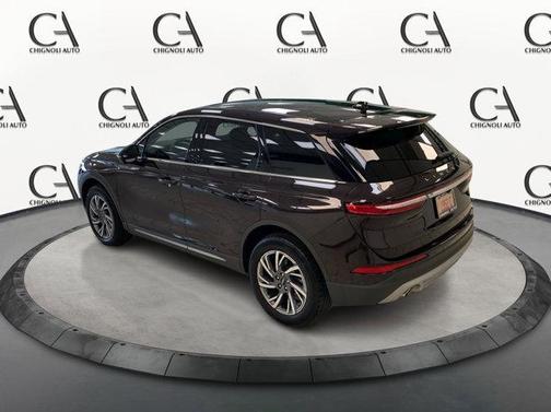 2023 Lincoln Corsair Standard