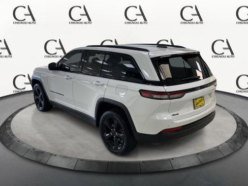 2023 Jeep Grand Cherokee Altitude