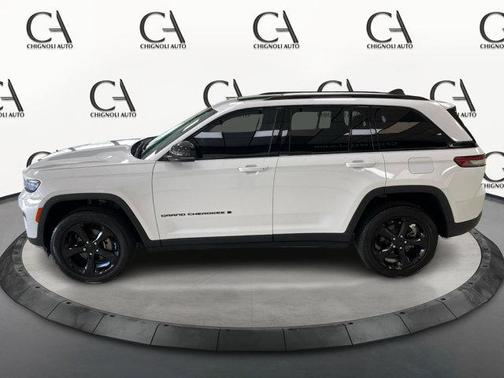 2023 Jeep Grand Cherokee Altitude