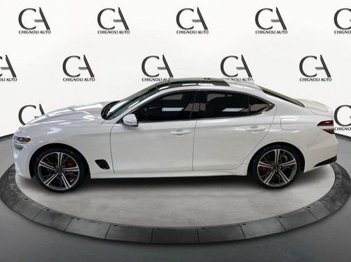 2024 Genesis G70 2.5T