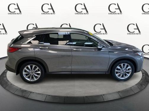 2022 INFINITI QX50 ESSENTIAL