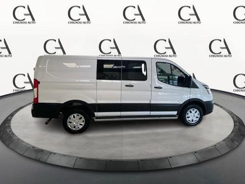 2023 Ford Transit-250