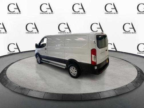 2023 Ford Transit-250