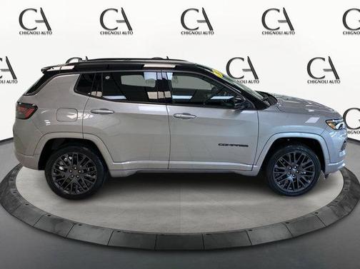 2022 Jeep Compass Altitude