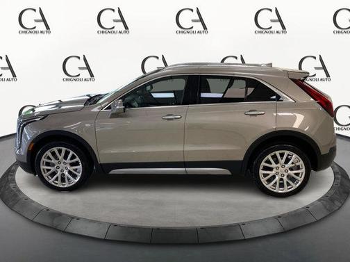 2022 Cadillac XT4 Premium Luxury