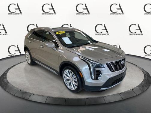 2022 Cadillac XT4 Premium Luxury