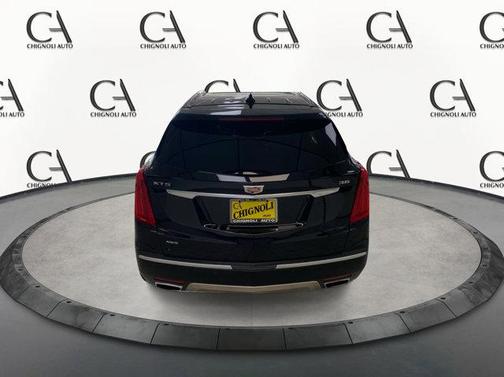 2019 Cadillac XT5 Platinum