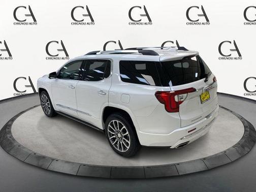 2021 GMC Acadia Denali