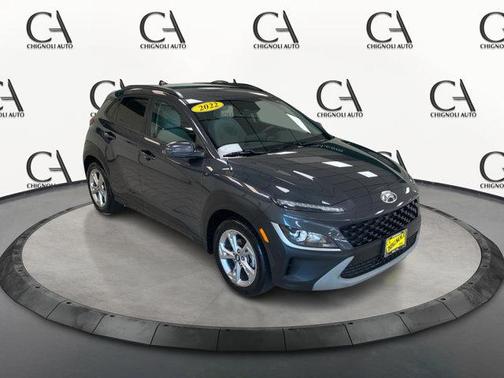 2022 Hyundai KONA SEL
