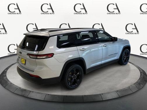 2023 Jeep Grand Cherokee L Laredo