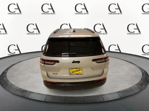2023 Jeep Grand Cherokee L Laredo