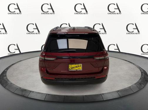 2024 Jeep Grand Cherokee Laredo