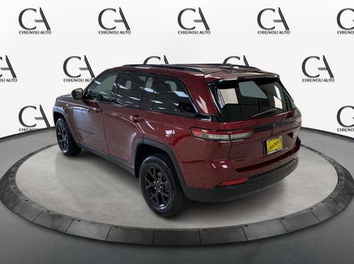 2024 Jeep Grand Cherokee Laredo