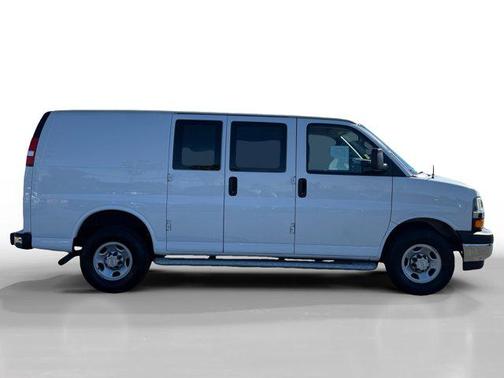 2023 Chevrolet Express 2500 RWD 2500 Regular Wheelbase WT