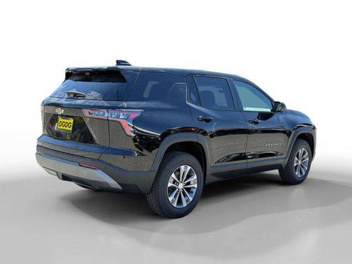 Mosaic Black Metallic 2026 Chevrolet Equinox 1LT