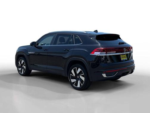 Deep Black Pearl 2024 Volkswagen Atlas Cross Sport 2.0T SE w/Technology