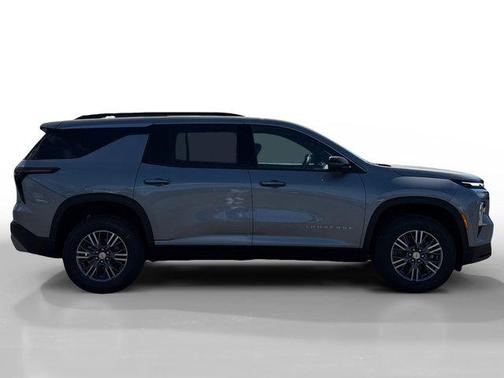 Sterling Gray Metallic 2026 Chevrolet Traverse LT