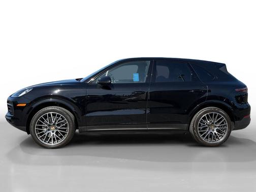 Black 2023 Porsche Cayenne Platinum Edition