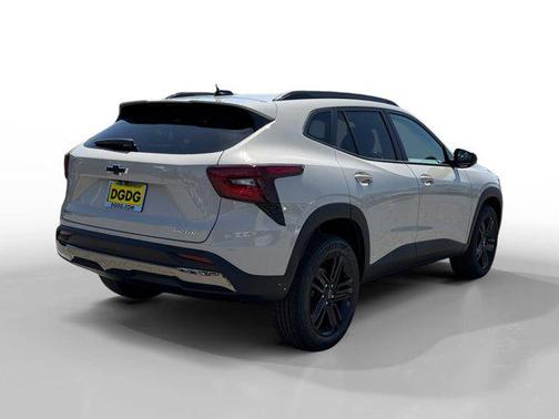 White Sands 2026 Chevrolet Trax FWD ACTIV