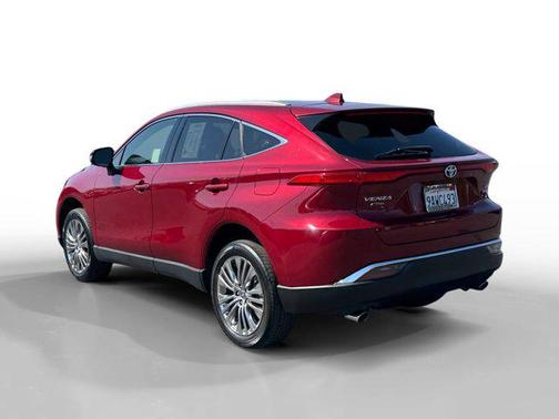 2022 Toyota Venza XLE