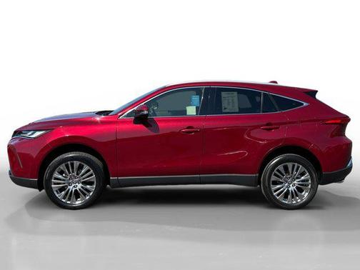 2022 Toyota Venza XLE