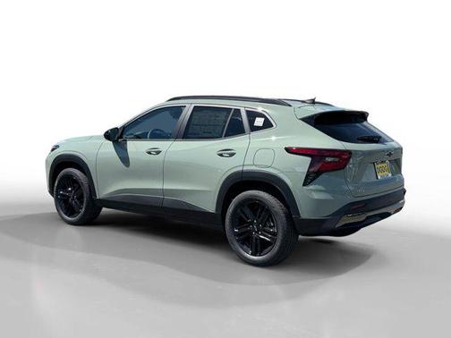Cacti Green 2026 Chevrolet Trax FWD ACTIV