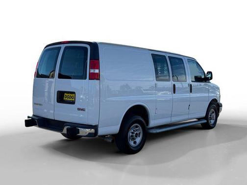 2023 GMC Savana 2500 Work Van