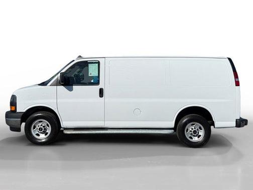 2023 GMC Savana 2500 Work Van
