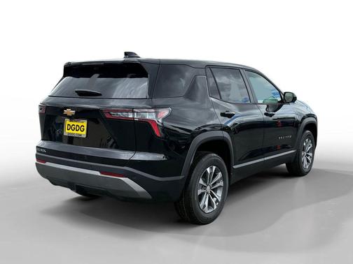 Mosaic Black Metallic 2026 Chevrolet Equinox 1LT