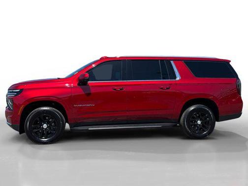Radiant Red Tintcoat 2025 Chevrolet Suburban LT