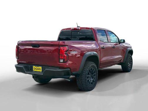 Radiant Red Tintcoat 2026 Chevrolet Colorado Trail Boss
