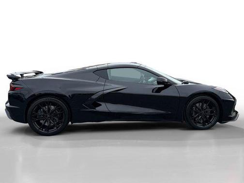 2026 Chevrolet Corvette Stingray w/1LT