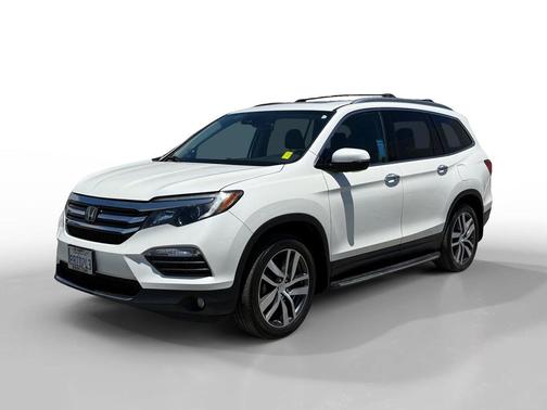White Diamond Pearl 2017 Honda Pilot Elite