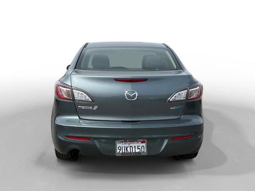 2013 Mazda Mazda3 i Sport