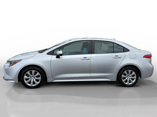 Classic Silver Metallic 2024 Toyota Corolla LE