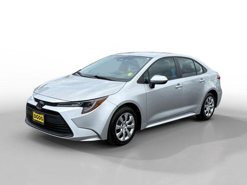 Classic Silver Metallic 2024 Toyota Corolla LE