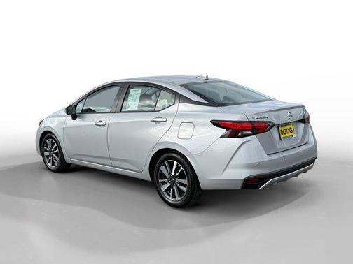 2021 Nissan Versa 1.6 SV
