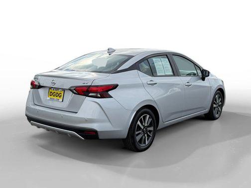 2021 Nissan Versa 1.6 SV