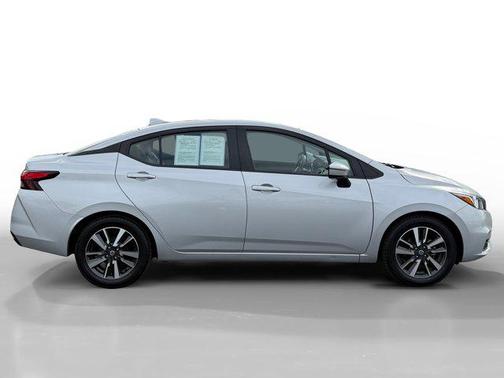 2021 Nissan Versa 1.6 SV