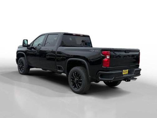 Black 2026 Chevrolet Silverado 2500 Custom