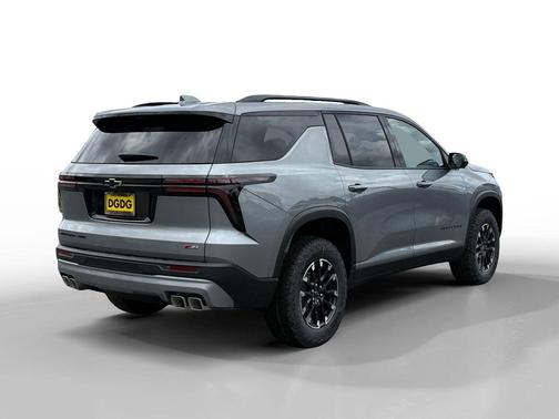 Sterling Gray Metallic 2026 Chevrolet Traverse AWD Z71