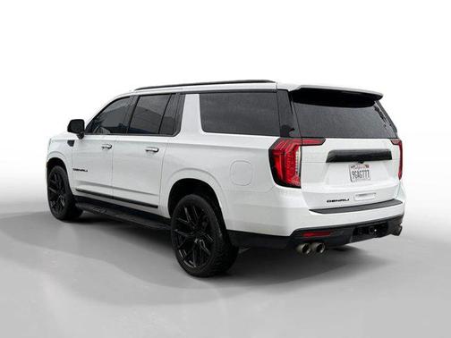 Summit White 2021 GMC Yukon XL Denali