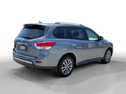 Gun Metallic 2015 Nissan Pathfinder SV