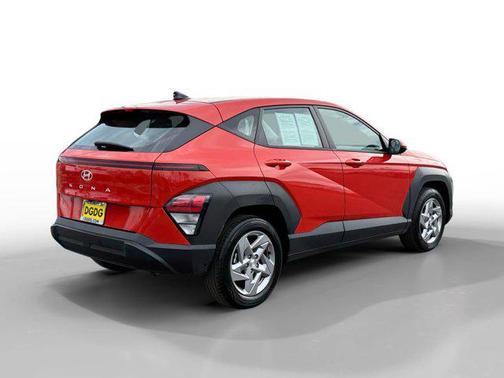 2024 Hyundai KONA SE