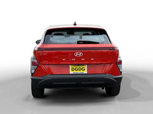 2024 Hyundai KONA SE