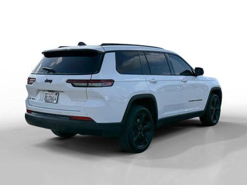 Bright White Clearcoat 2021 Jeep Grand Cherokee L Altitude