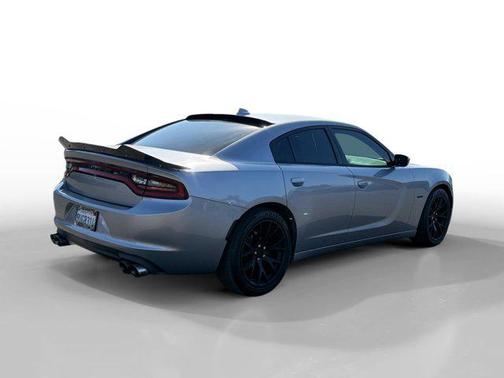 2017 Dodge Charger R/T