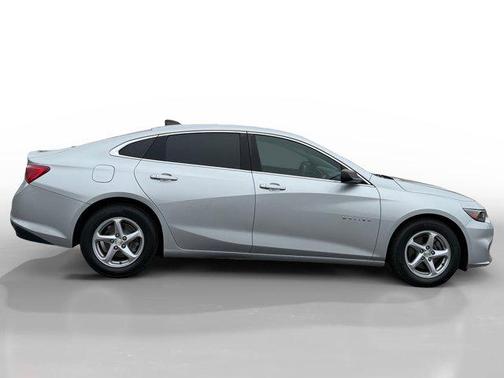 2017 Chevrolet Malibu 1LS